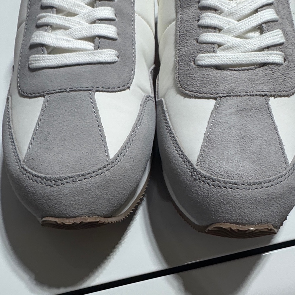 Madewell Leather and Suede Sneakers 9.5 Brand New